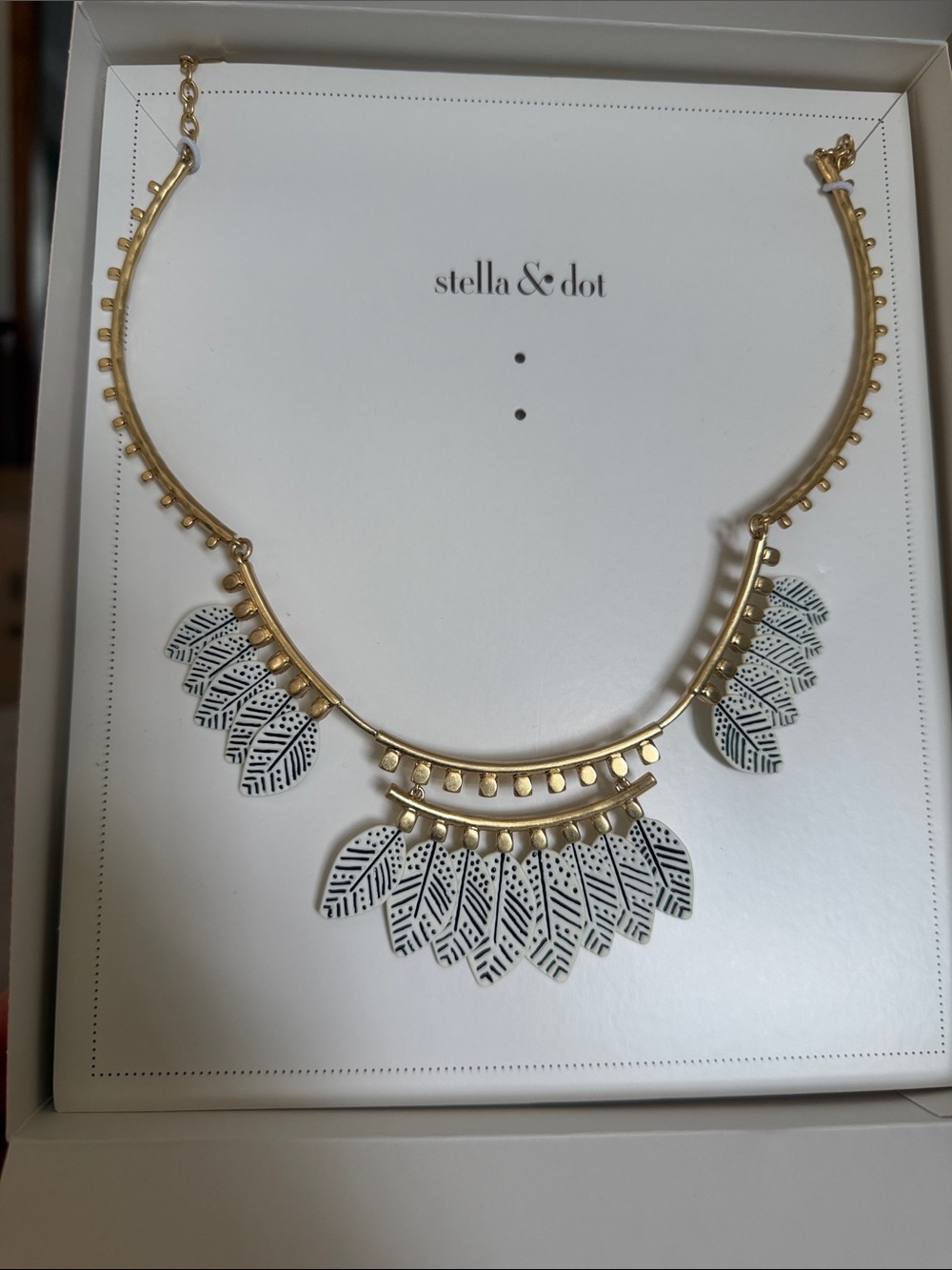 Stella & Dot Gold Annette Necklace with White and Black Leaf Charms